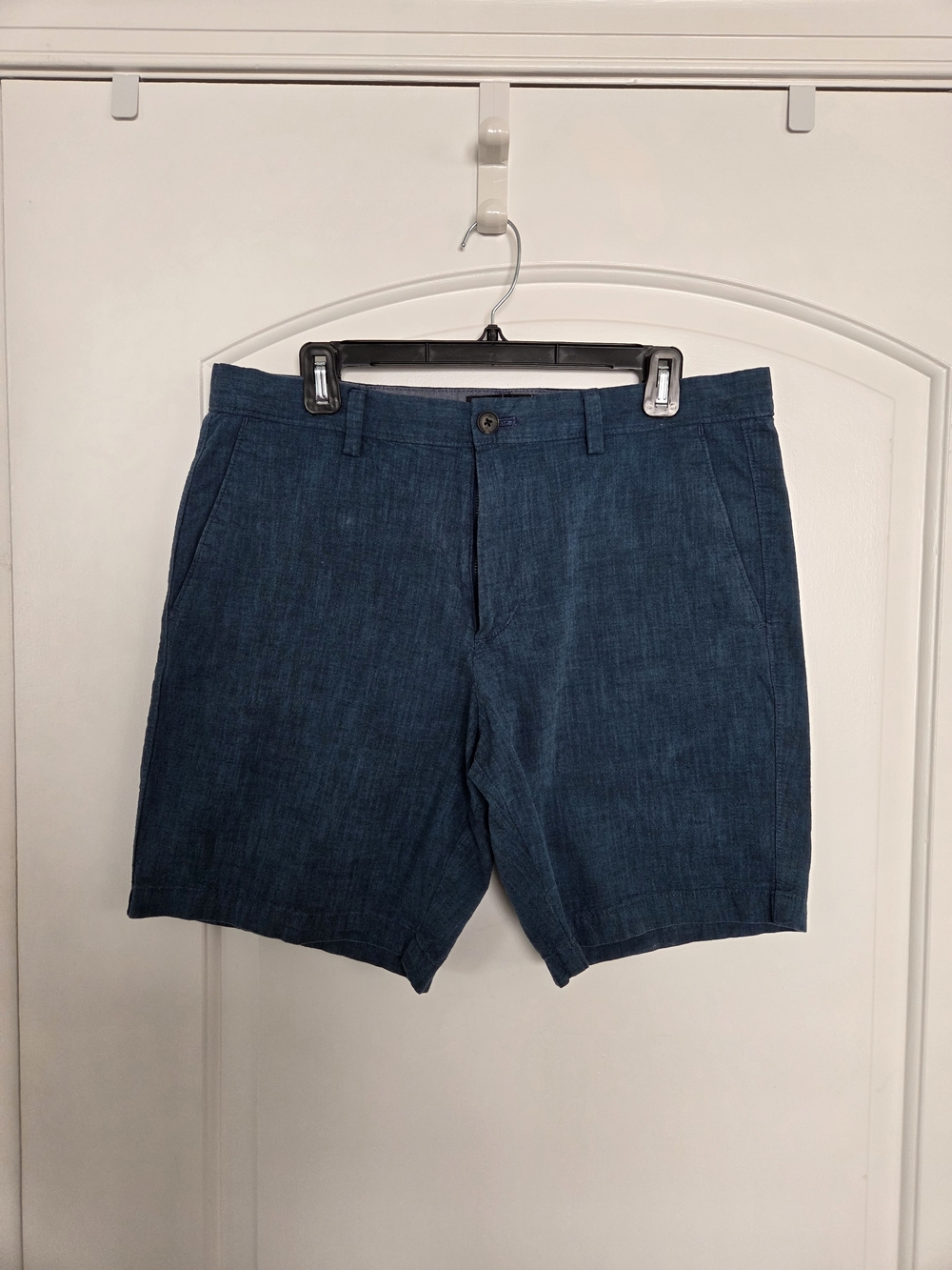 Banana Republic Factory Teal-Blue Flat Front Men's Shorts